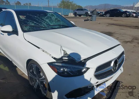 2024 Mercedes-Benz C 300 из США, поврежденный, VIN W1KAF4GB2RR205397